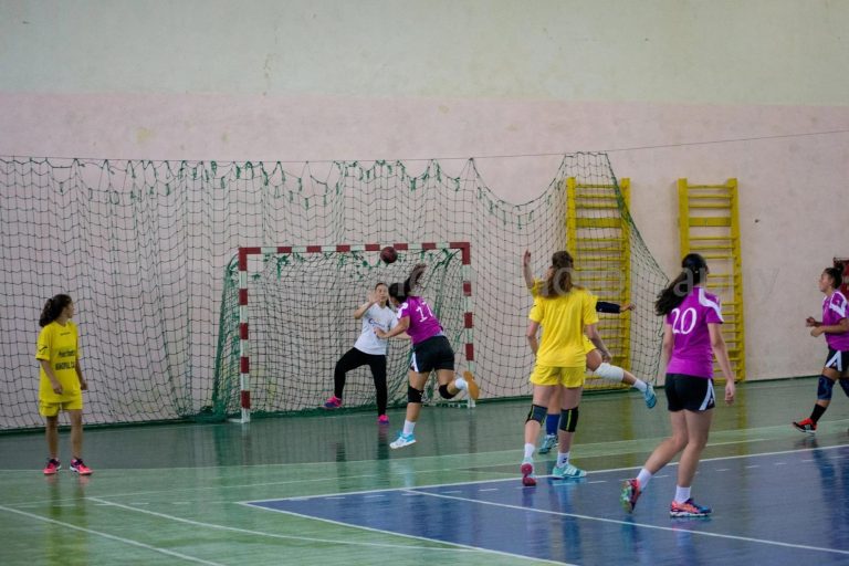 Buget halucinant la clubul Primăriei Iași: 2,5 mil. euro! Numai pentru transferurile la handbal s-au cerut 430.000 lei