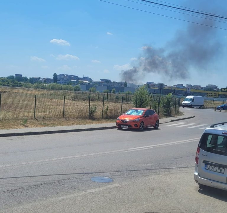 Incendiu la un generator în spatele magazinului Mathaus din Nicolina