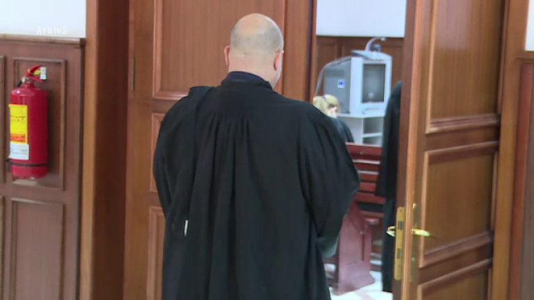 Cum a scăpat de pedeapsă un polițist de frontieră care s-a urcat băut la volan și a accidentat o femeie