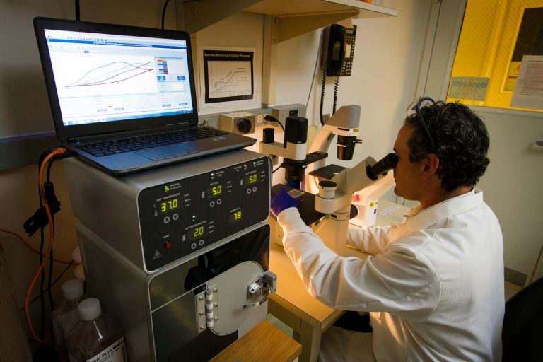 Primul autotest pentru hepatită C, validat de OMS