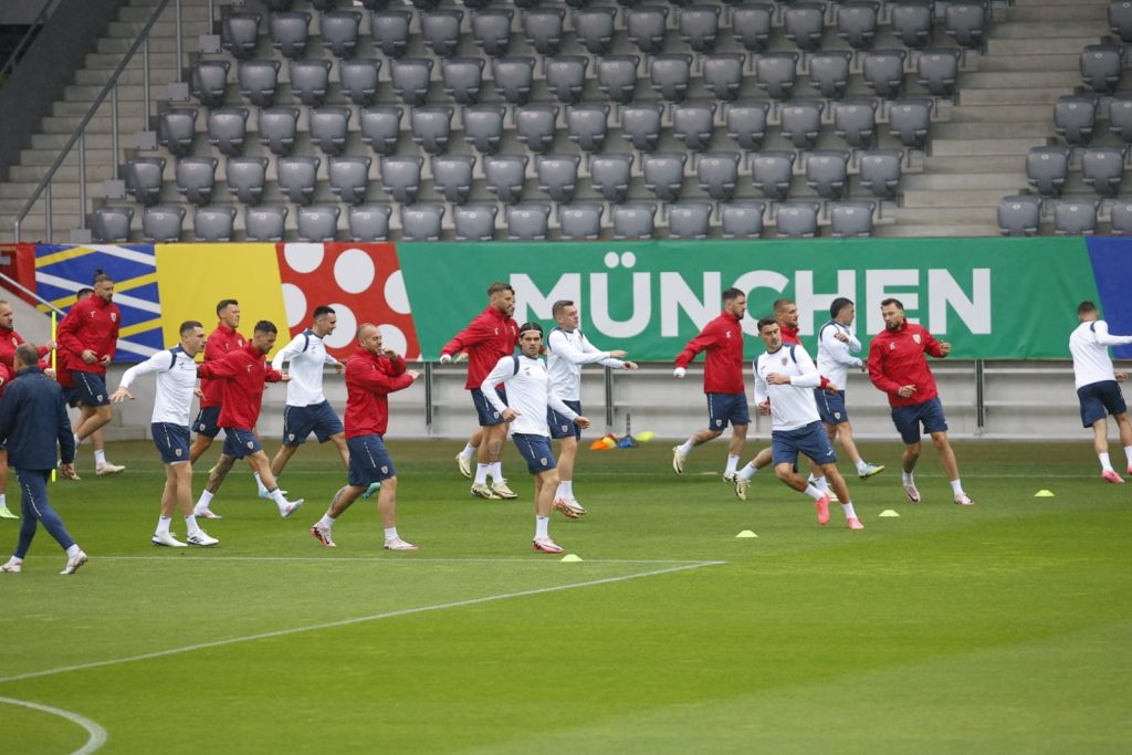  Naţionala României s-a antrenat la Academia lui Bayern înaintea meciului cu Olanda