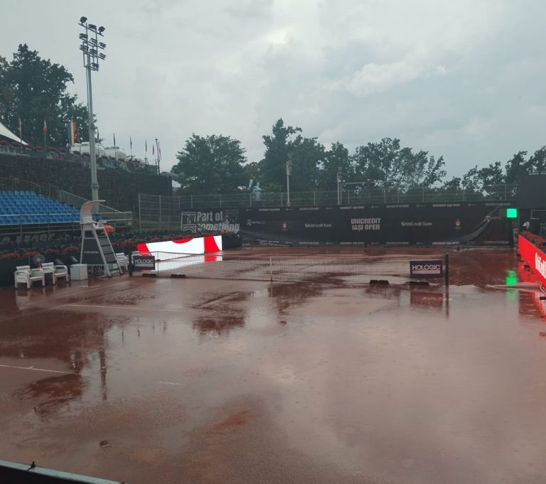 Ploaia a dat peste cap turneul de tenis de la Ciric. Meciul Jaqueline Cristian - Elina Avanesian, suspendat