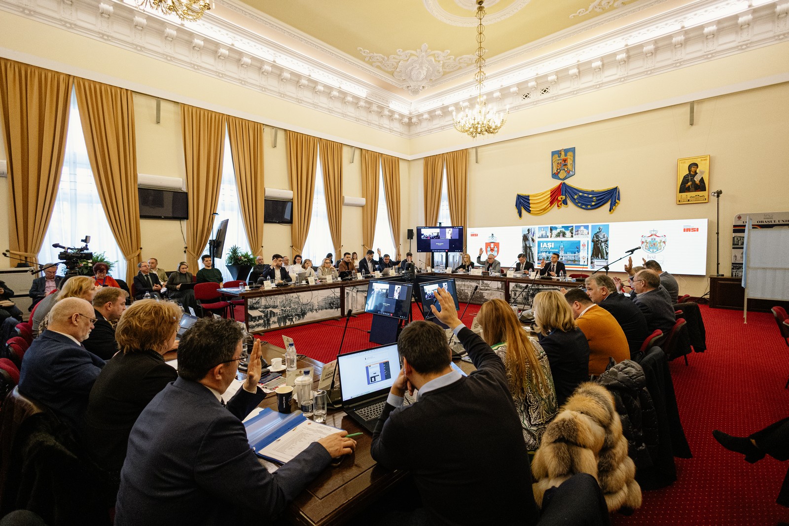 Populația Iașului a scăzut cu 16.000 de locuitori. Ce va însemna asta în plan administrativ? 30 de propuneri de hotărâre în plenul CL de mâine