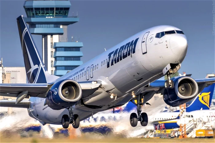 Salariul conducerii TAROM: 109.262 de lei pe lună. Un membru al Consiliului de Administrație încasează 12.500 de lei pe lună