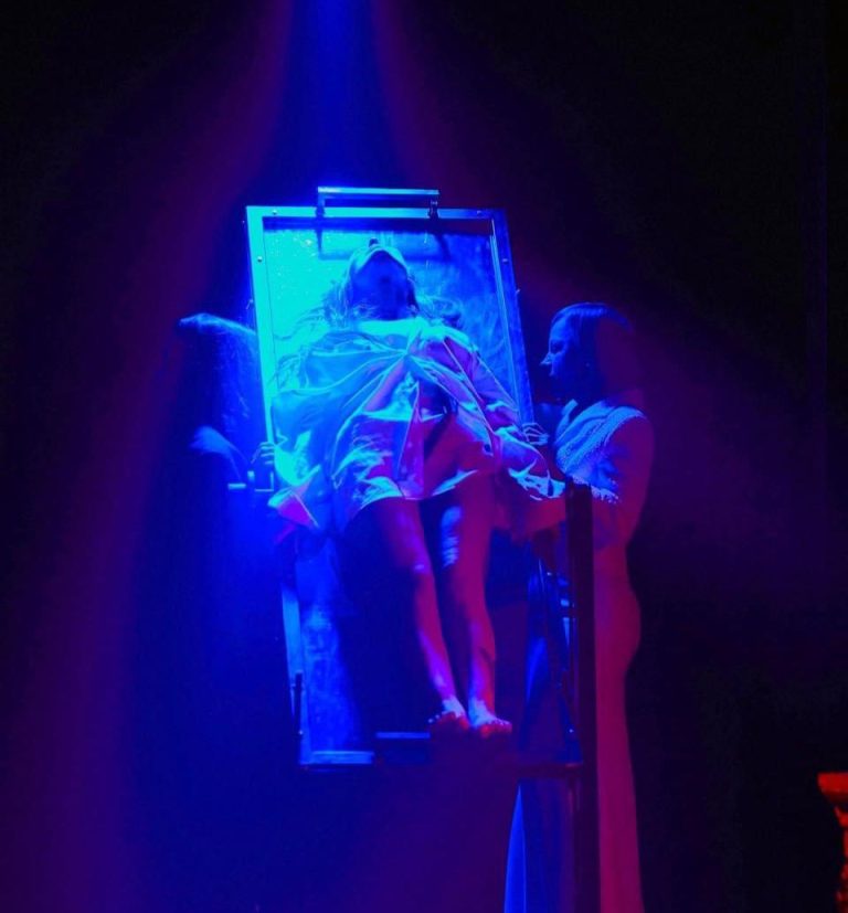 Teatrul „Ion Creangă” din Chișinău pune în scenă piesa „Iubește-te”, la Ateneul ieșean