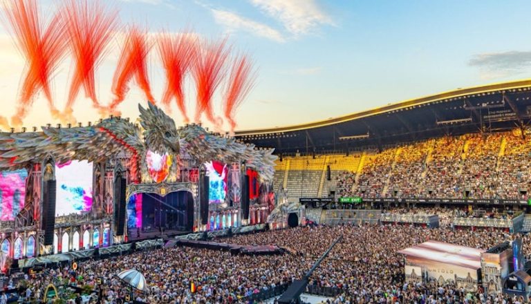 Artiştii şi DJ-ii care vor cânta pe cele opt scene de la UNTOLD. Când urcă pe scenă Bobonete