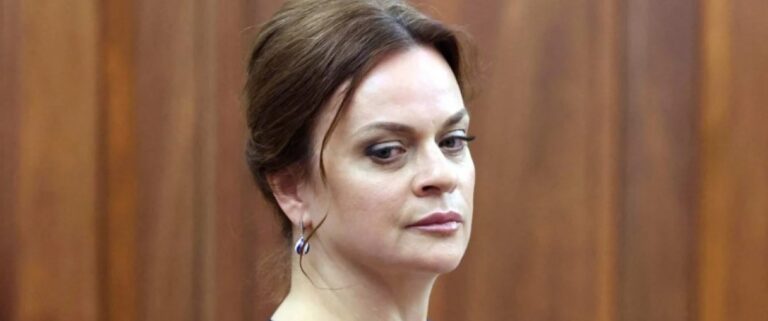 Bloomberg: Nepoata lui Putin, Anna Ţivileva, este o stea în ascensiune în Ministerul rus al Apărării