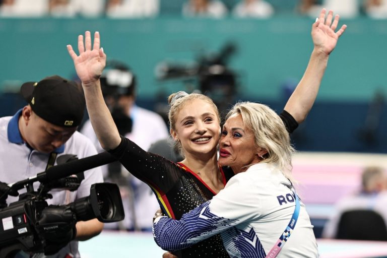 Camelia Voinea, mama gimnastei Sabrina Voinea : Merg până în pânzele albe, până se va face dreptate
