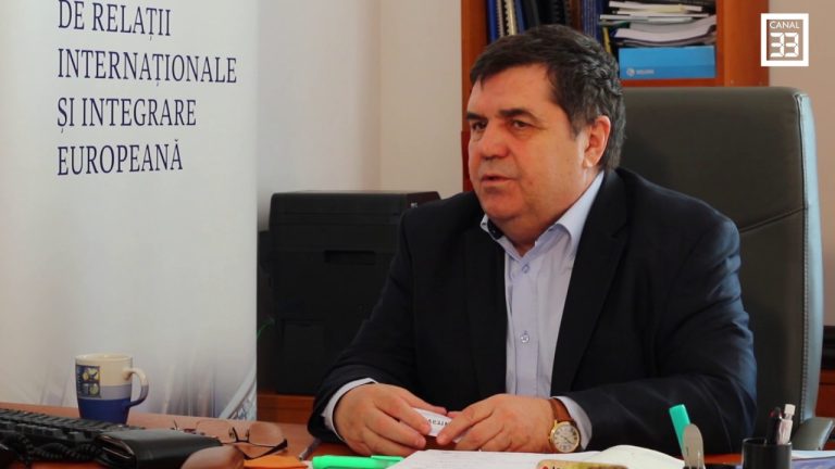 Cine este președintele Senatului SNSPA: are 72 de ani și un gol de 13 ani în CV între 1978 și 1991