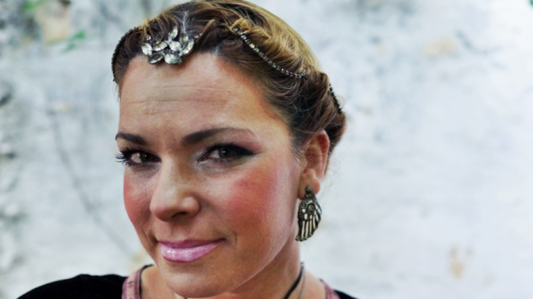 Cântăreaţa Marijuana, arestată preventiv într-un dosar de trafic de droguri