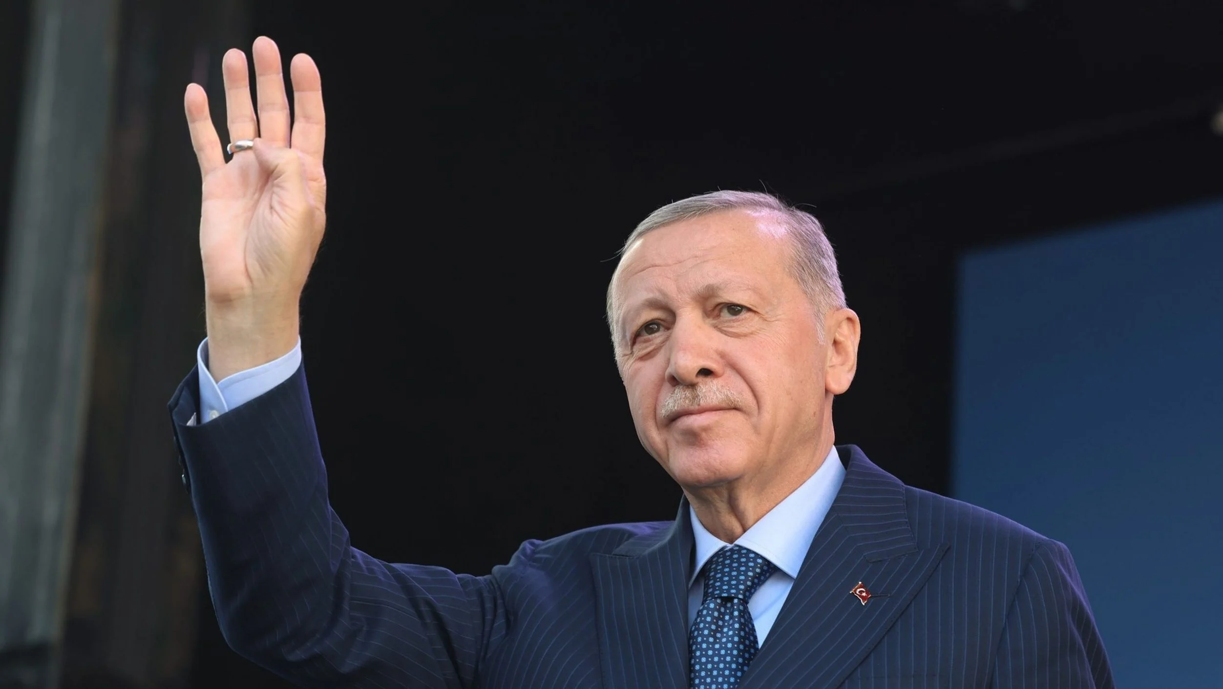 Guvernul lui Erdogan interzice orice nouă înscriere a elevilor turci în şcolile franceze