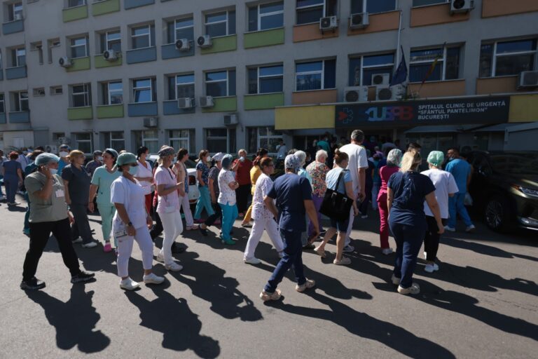 Cum se vede de la ATI Iași scandalul controversat de la Spitalul Pantelimon? Când efectele adverse ale substanțelor depășesc beneficiile?