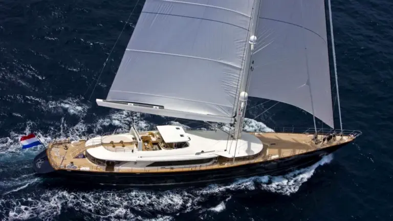 Preşedintele Morgan Stanley International este printre cei dispăruți după scufundarea iahtului de lux în largul coastei Siciliei