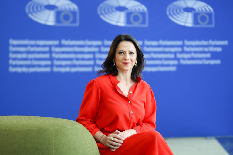 Ramona Strugariu (REPER) cere extinderea anchetei penale din cadrul SNSPA și asupra sociologului Marius Pieleanu