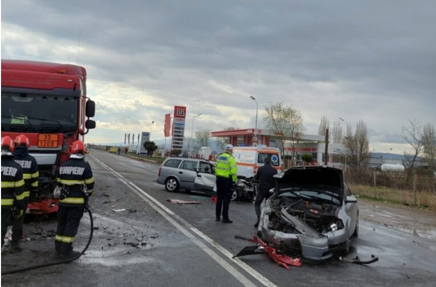  Accident cu trei maşini la ieşirea din Buzău spre Ploieşti
