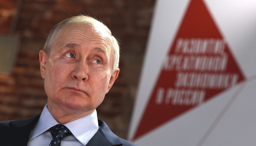  Politico: Putin lovește din nou în inima Europei. Cum riscă estul Germaniei să revină sub sfera de influență a Rusiei