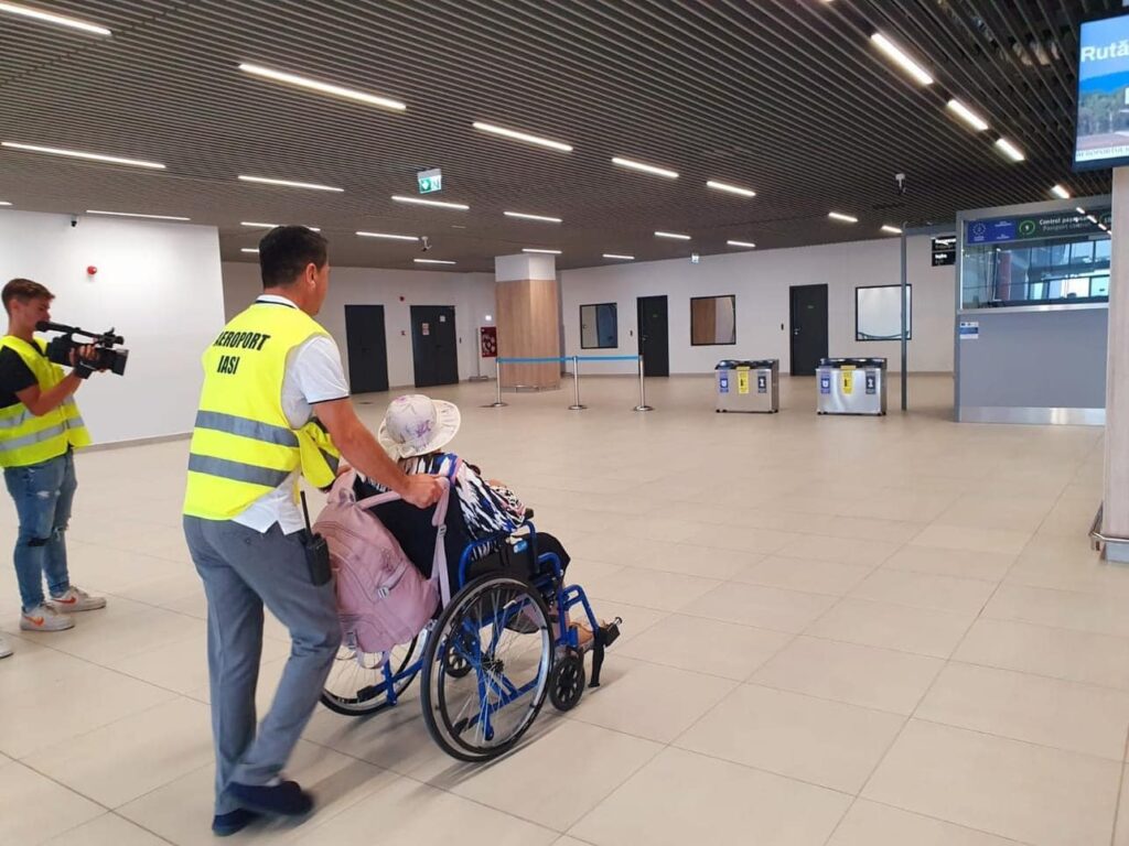  ambulift-Aeroportul-Iasi3