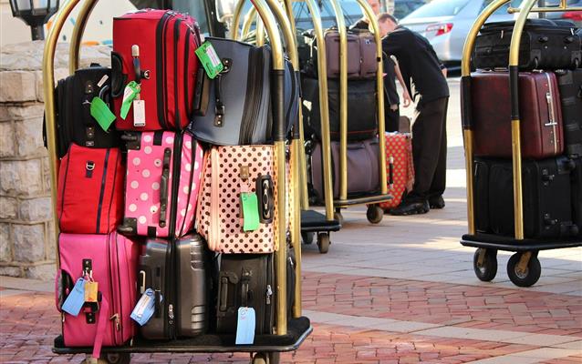 300 de orădeni au ajuns în Antalya, iar bagajele lor în Egipt. Încurcături la aeroport