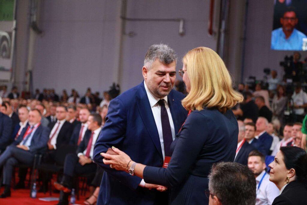 Cum minte Lipă: salariul contabilei șefe de la Canotaj, care a încasat un premiu de 162.400 EUR, nu e de 600 EUR, ci de 2.400 EUR