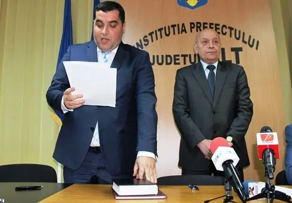 Suma astronomică primită de obscurul bugetar Cotarcea, șef la Inspectoratul în Construcții, drept „dar de nuntă”
