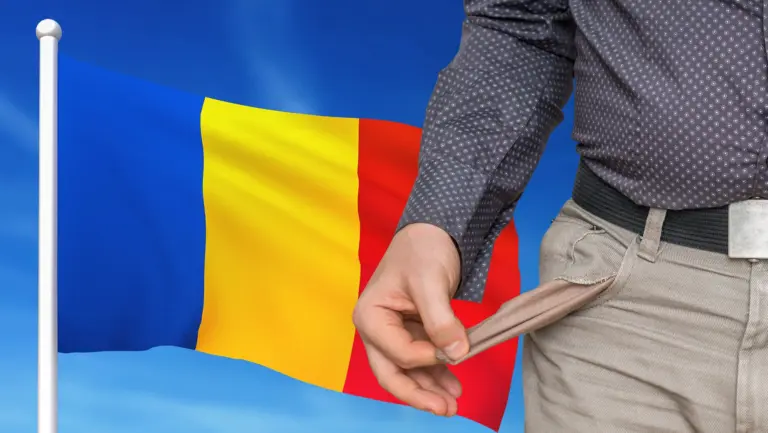 BNR: Datoria externă totală a României a crescut în primele şase luni cu 6,774 miliarde euro, până la 176,857 miliarde euro