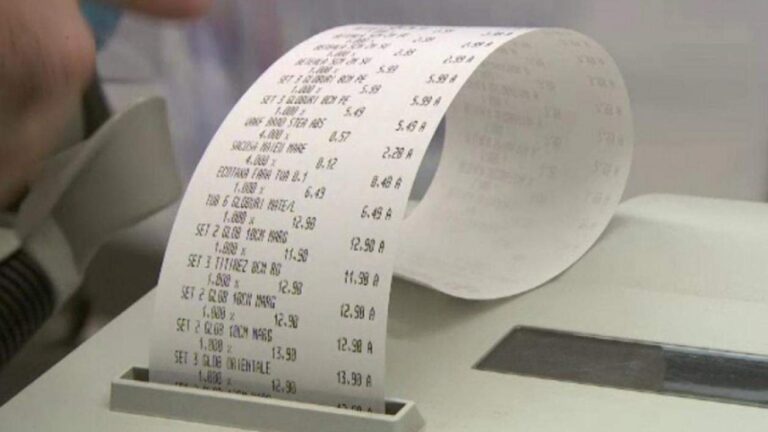 Închisoare cu executare pentru că nu a dat bon fiscal, a bruscat cumpărătorii și a sfidat instanța