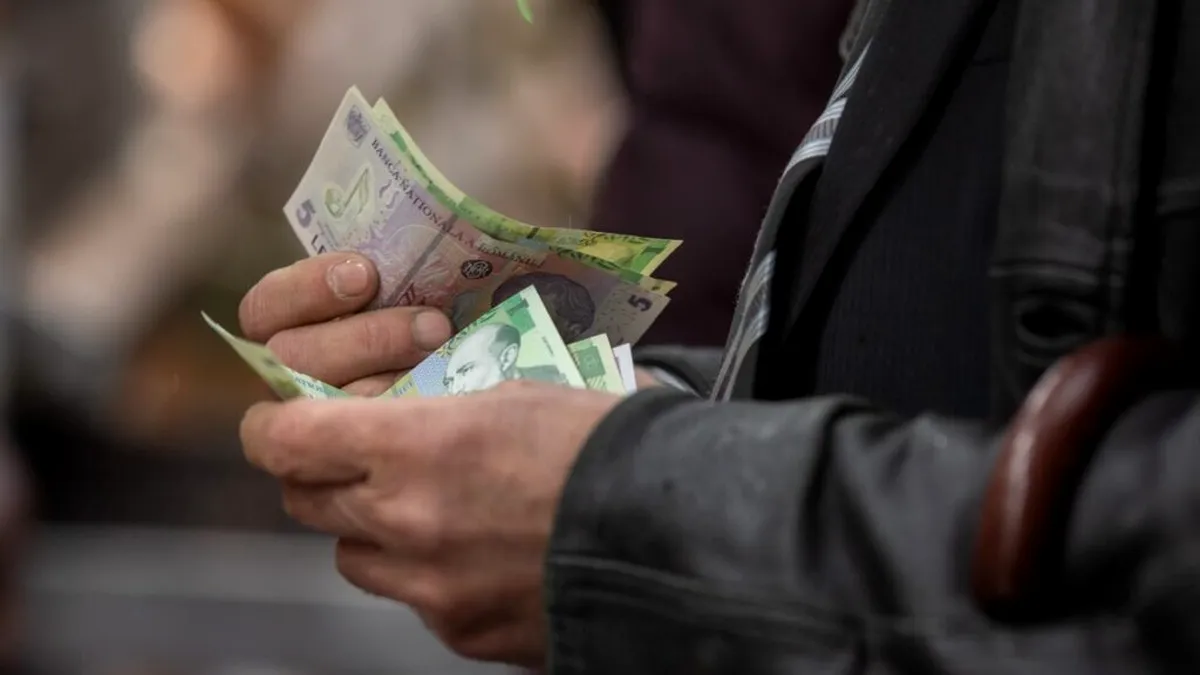 Pensiile recalculate: Lovitură pentru 700.000 de oameni care vor avea pensiile înghețate timp de șase ani