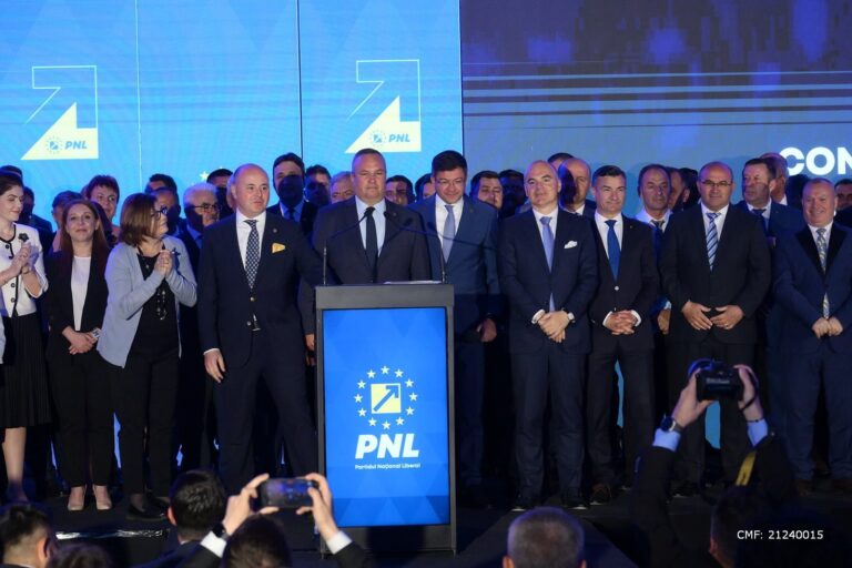 Lista liberalilor ieșeni care vor un loc în Parlament. S-a confirmat faptul că Mihai Chirica și-a depus dosarul de candidatură