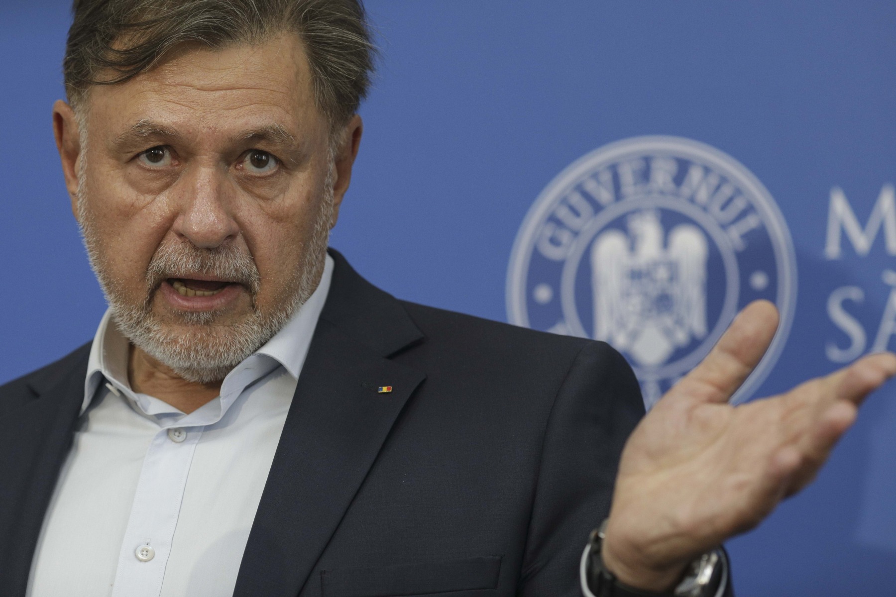 Cererile de demisie ale ministrului Sănătății, pornite de la Iași, au prins valuri în țară. Un deputat a depus plângere penală