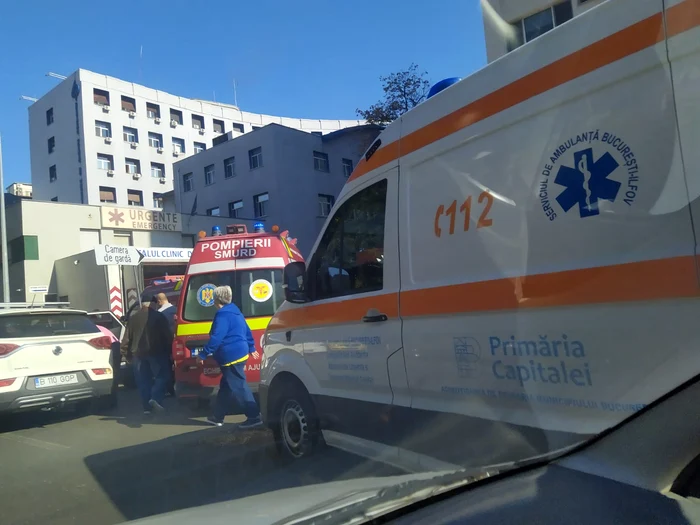 Iubitul unei doctorițe arestate în dosarul Pantelimon, găsit inconștient. Ar fi încercat să se sinucidă într-o toaletă publică