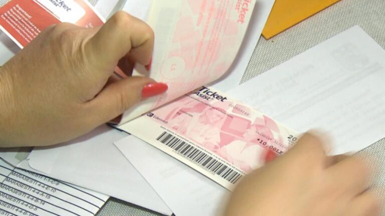 Angajatorii pot oferi salariaților tichete de activităţi casnice pe care aceştia le pot oferi celor care-i ajută în gospodărie