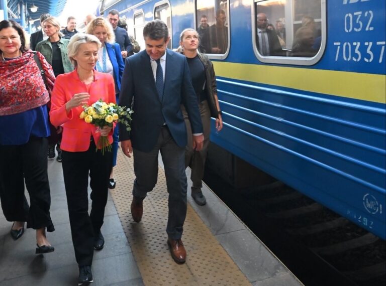 Ursula von der Leyen a ajuns la Kiev