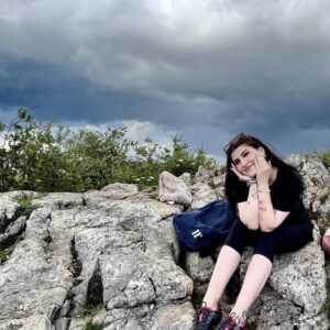 Povestea Dianei Bordeianu, dascălul navetist care a făcut lumină în privința numerelor într-un sat îndepărtat din județul Iași