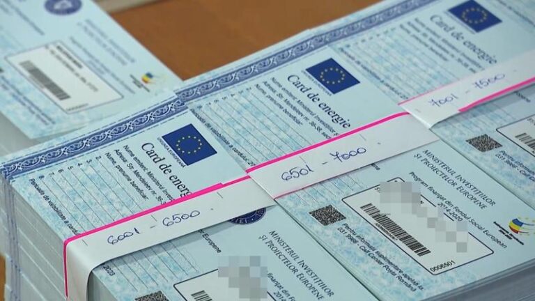 Se mai dau bani pe cardul de energie în această iarnă? Care pensionari trebuie să primească ajutorul