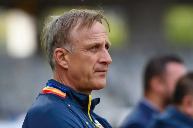 FOTBAL: Poli îl pune astăzi antrenor pe Emil Săndoi. Numele lui a fost prezentat încă de luni de „Ziarul de Iași”