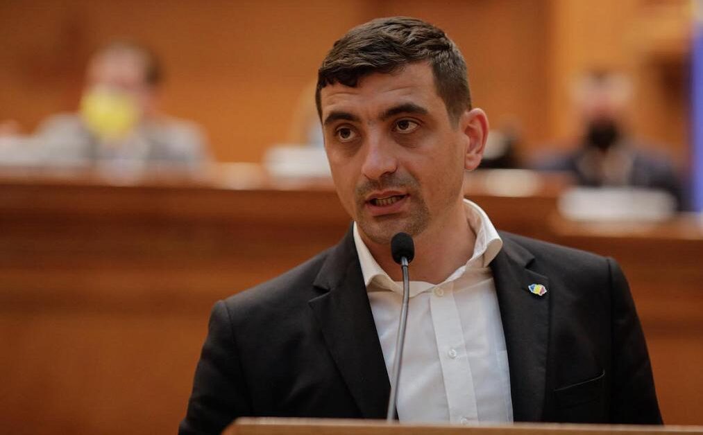 Grupuri de Facebook ale PSD și-au schimbat numele în „George Simion Președinte” și promovează candidatul AUR la prezidențiale