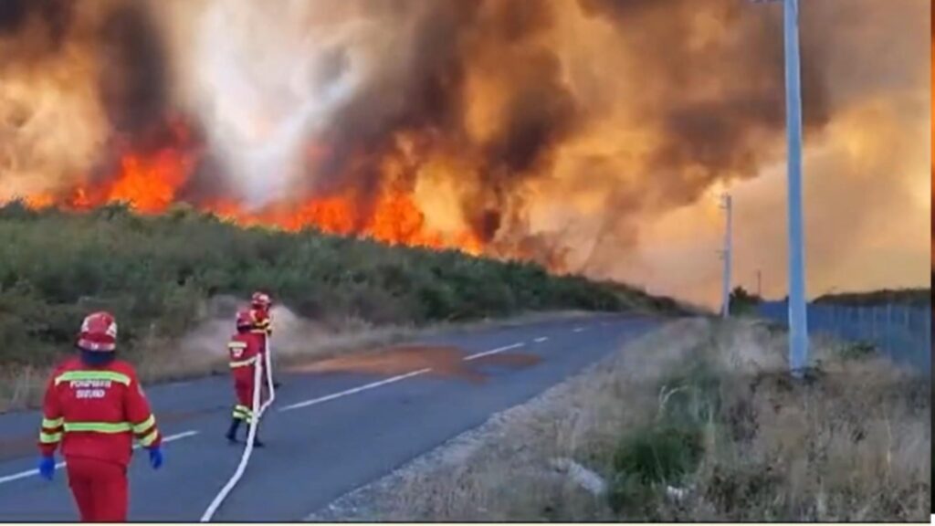 Arafat: Un avion al MApN a plecat în zona incendiului din Maramureş. Este o benzinărie în zonă, dar departe