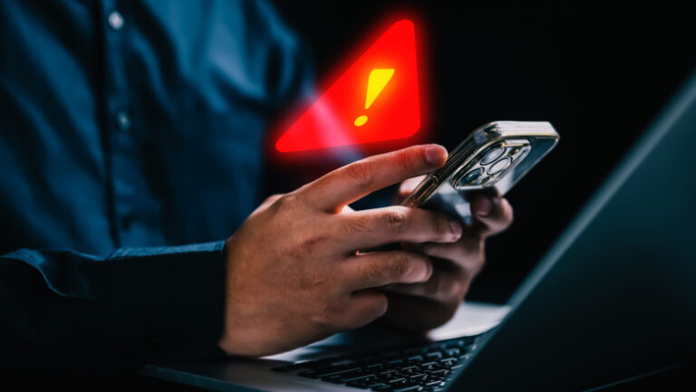 O nouă înșelătorie în online. Sunt vizați taman cei care au mai fost păcăliți o dată pe internet