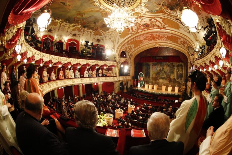 Inițiativă specială a Operei Iași pentru copiii de clasa a VIII-a: intrare liberă la premiera „Bastien și Bastienne”, de Mozart