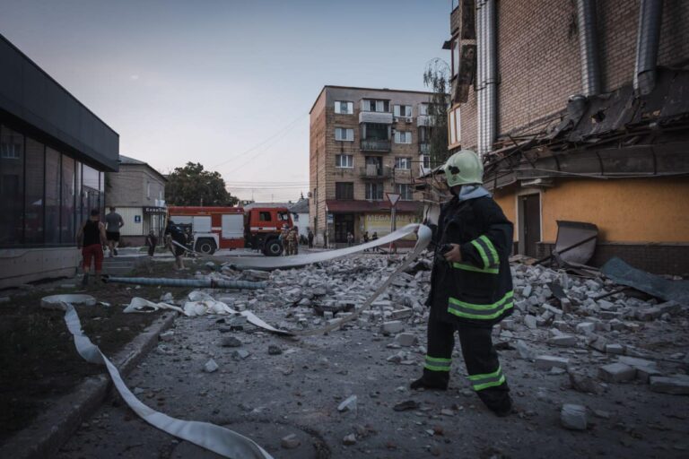 Serviciile secrete britanice: Trupele rusești se află la 8 km de Pokrovsk, dar avansul acestora a încetinit