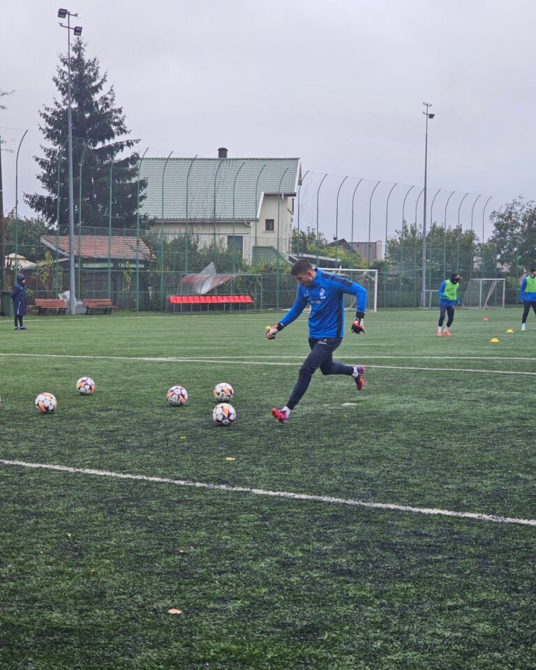 FOTBAL Recompensa inedită ce ar putea fi oferită fotbaliștilor de la Poli pentru meciul de la Cluj, contra CFR
