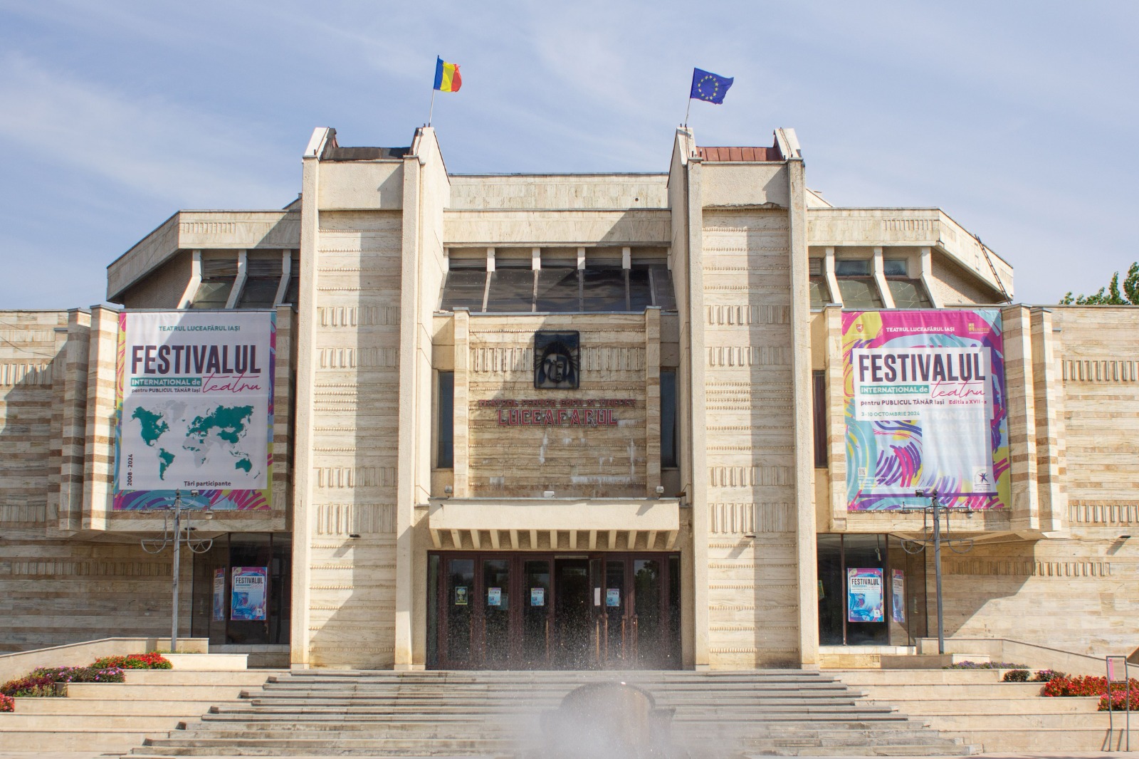 Sute de artiști vin la Iași. Începe Festivalul Internațional de Teatru pentru Publicul Tânăr