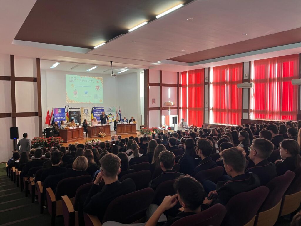  WhatsApp Image 2024-10-04 at 17.10.02 (4)