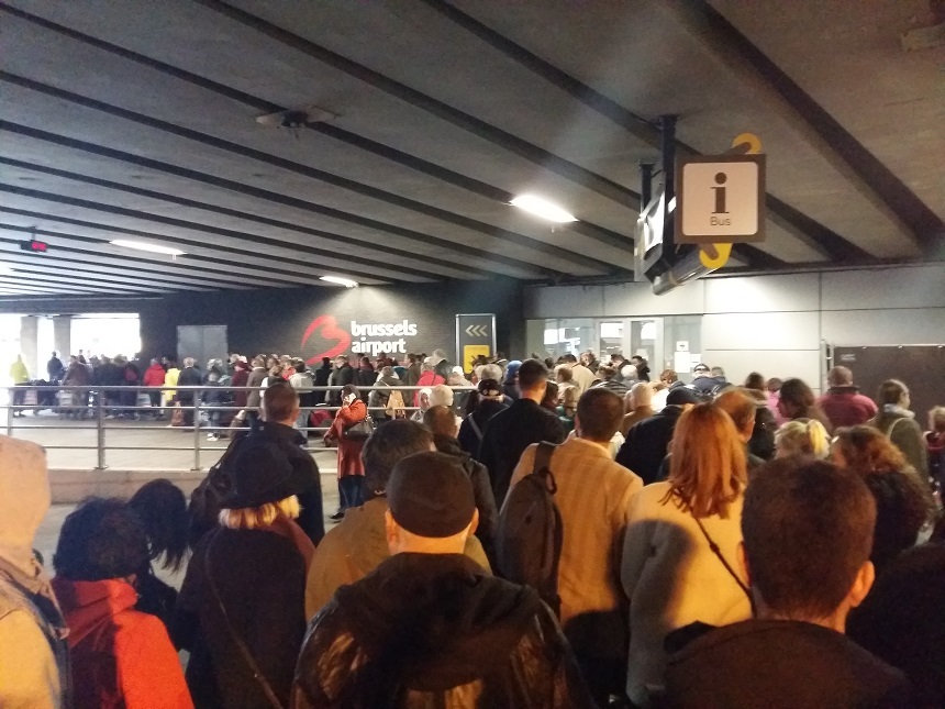  MAE, atenționare de călătorie pentru Belgia, după un protest al personalului aeroportuar. Decolările, anulate marţi pe aeroportul Bruxelles-Charleroi