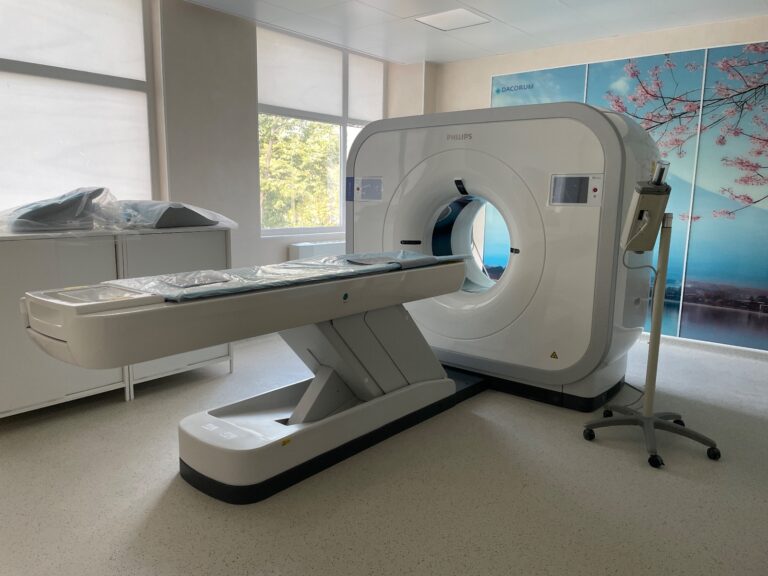 Aparatura veche și depășită de la Spitalul de Recuperare a fost înlocuită. Pacienții vor beneficia însă de investiție la anul