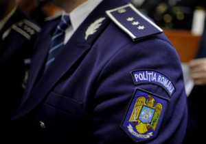 Avere de polițist de provincie: două vile, două apartamente, opt case de vacanță, terenuri, spațiu comercial, Porsche Cayenne. Explicația DNA: afaceri ilegale prin interpuși cu bani UE