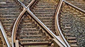 Sfârșit tragic pentru un bărbat de 57 de ani, lovit de tren în Botoșani