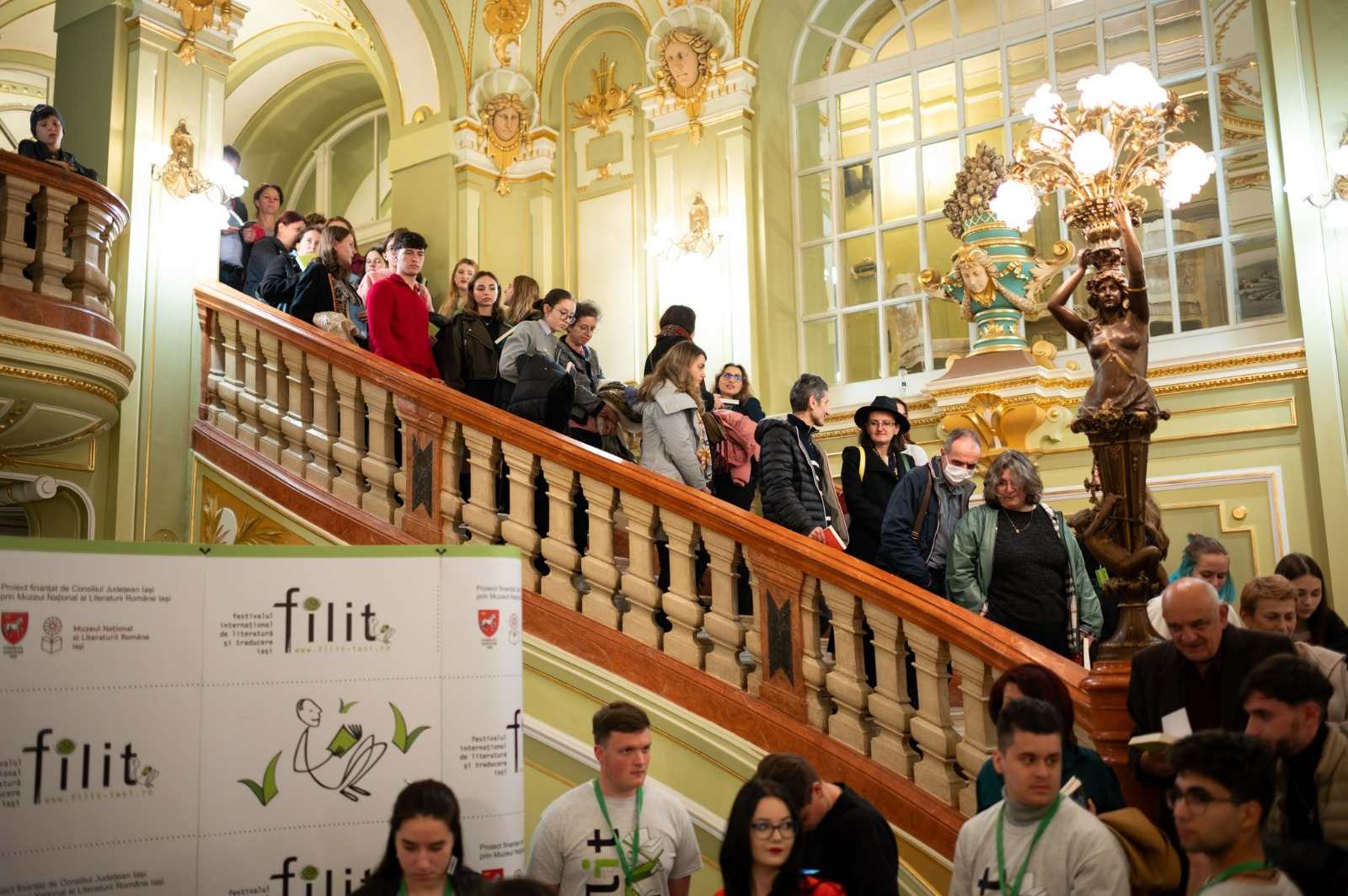 Azi, ultima zi de FILIT. Ce surprize vă așteaptă la festival