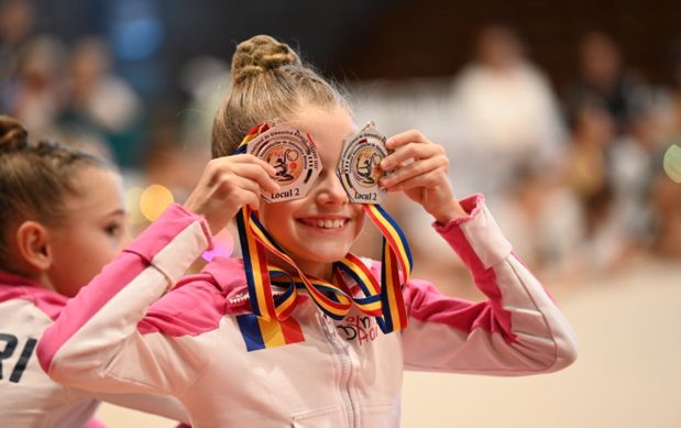Rezultate excelente pentru cluburile din Iași de gimnastică ritmică