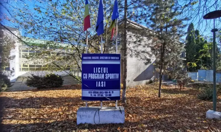 S-a semnat reabilitarea străzii primarului. Începe reabilitarea și la Liceul cu Program Sportiv